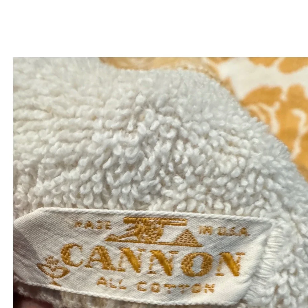Vintage Cannon Royal Family Rose Floral Bath Towel Cream Pink 21x42 Cotton Blend